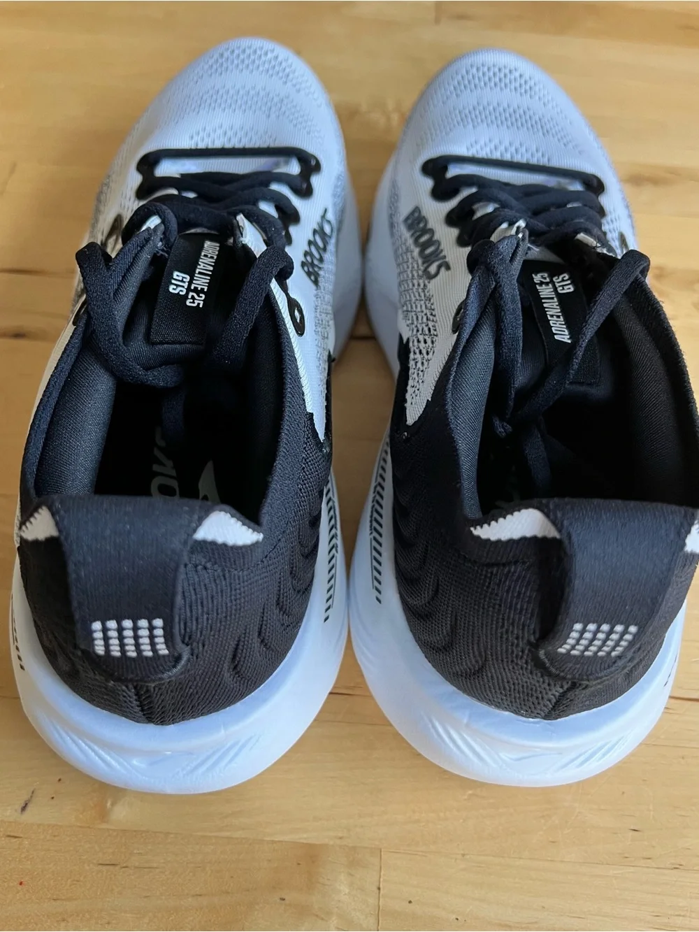 Brooks Men's Adrenaline GTS 25